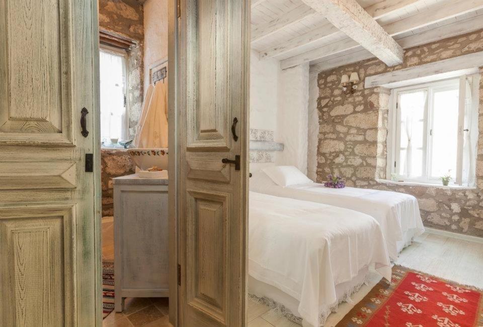 Yukari Sokak Vip Butik Otel Alacati Exterior foto