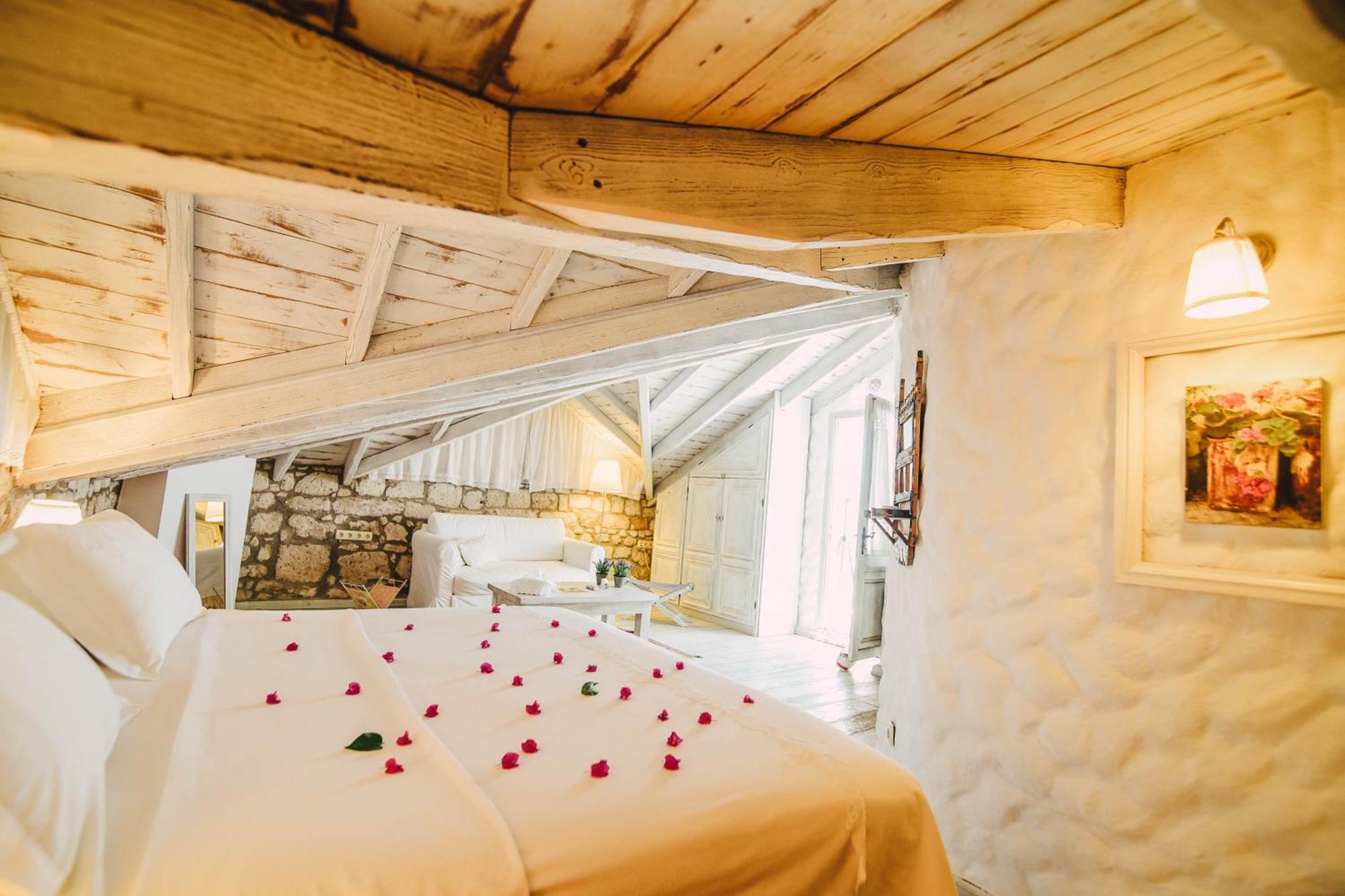 Yukari Sokak Vip Butik Otel Alacati Exterior foto
